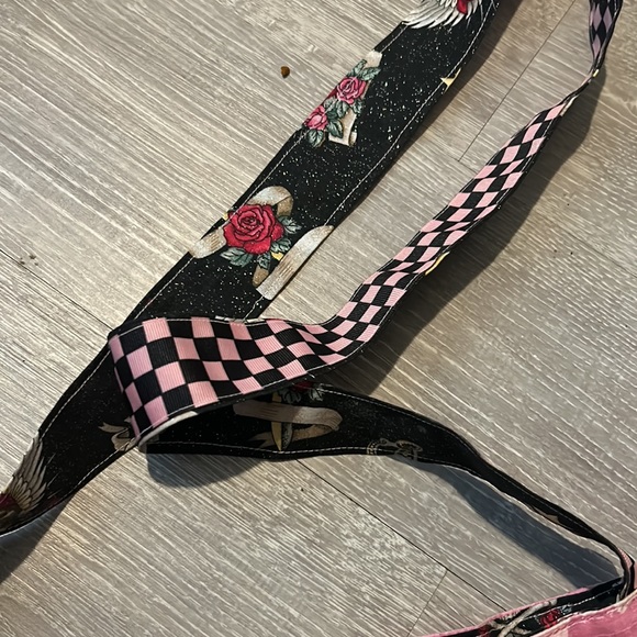 BETSEY JOHNSON MEETS VANS MEETS ED HARDY vibes   Unique bag for sure - Picture 11 of 12